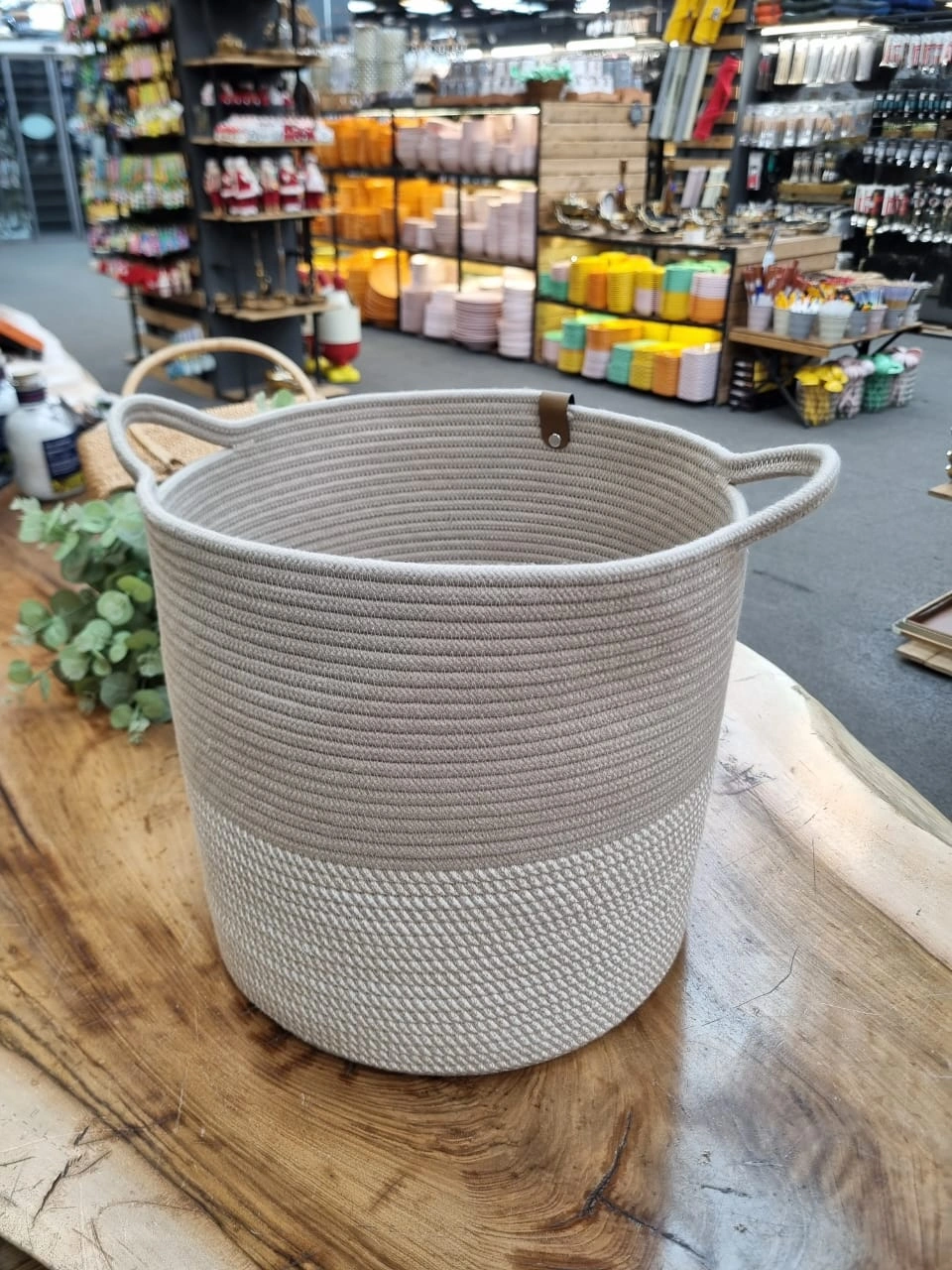 لاندری30*30دسته دار 106
