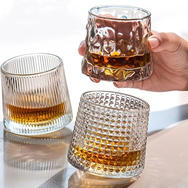 لیوان چرخشی ویسکی