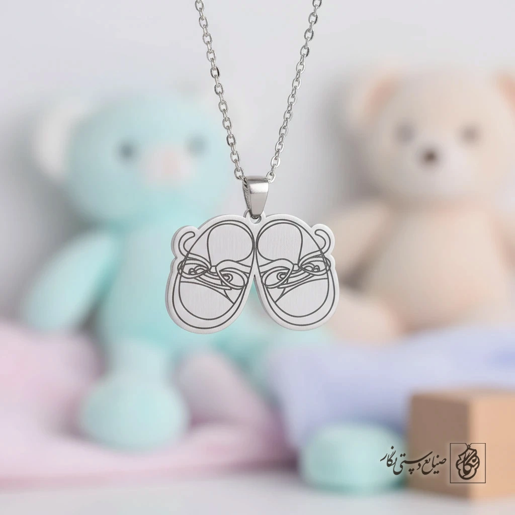 گردنبند کفش نوزاد کد 60279