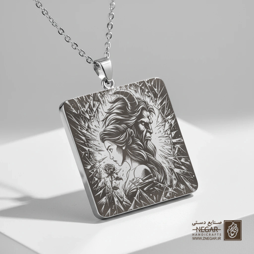 گردنبند طرح پرتره رئالیستی بل (حکاکی لیزری فایبر، مدل قاب مربع) کد 500328