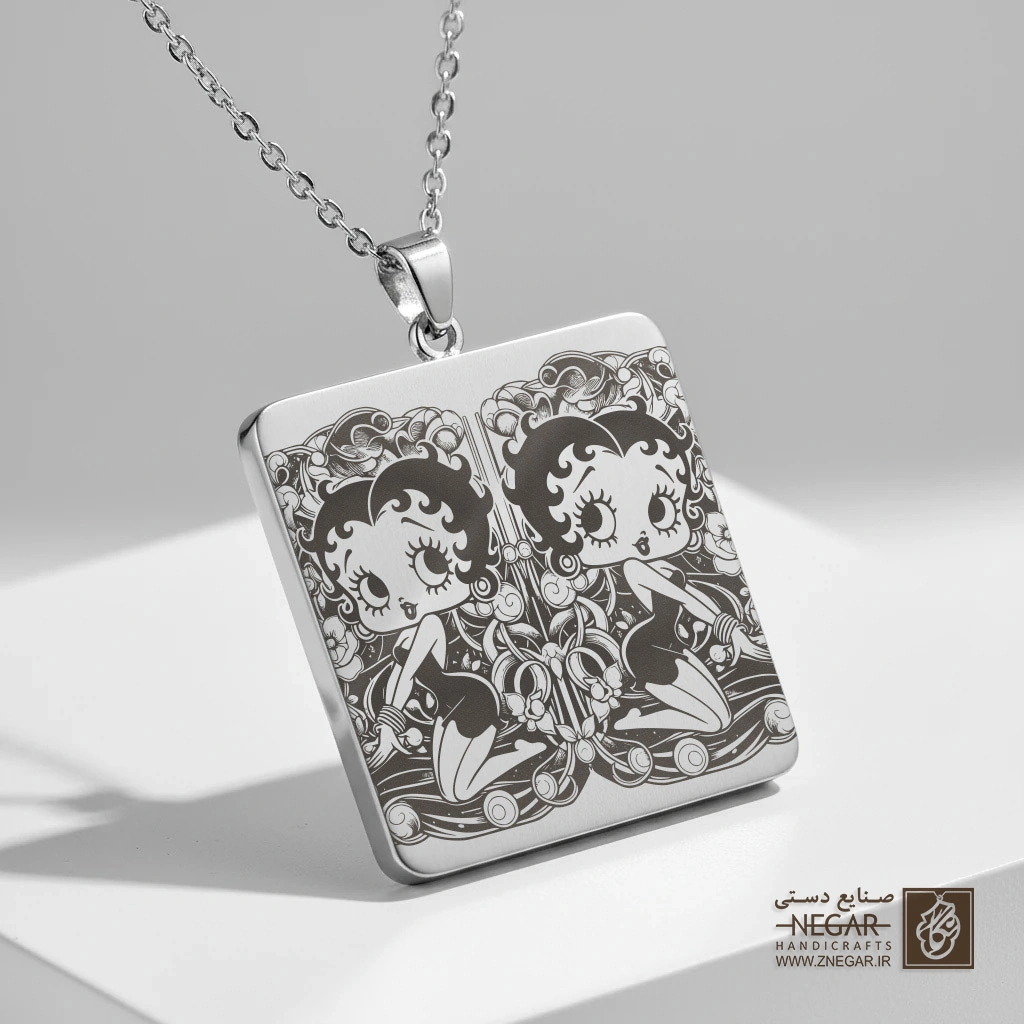 گردنبند طرح بتی بوپ و دوستان (حکاکی لیزری فایبر، مدل قاب مربع) کد 500392