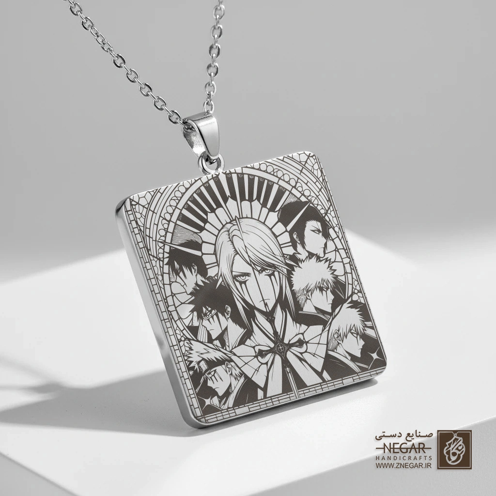 گردنبند طرح گروهی انیمه بلیچ (حکاکی لیزری فایبر، مدل قاب مربع) کد 500411