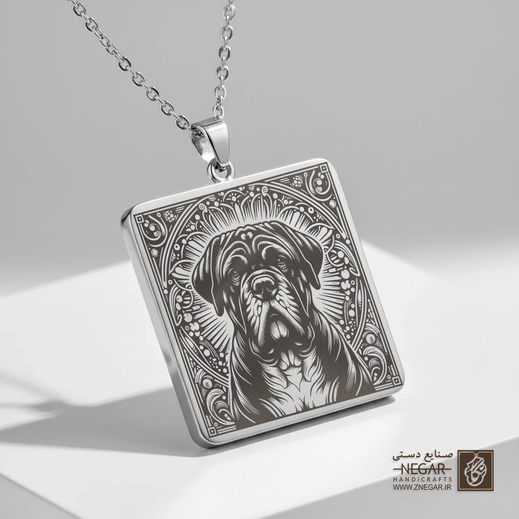 گردنبند طرح بول ماستیف نشسته (حکاکی لیزری فایبر، مدل قاب مربع) کد 500440