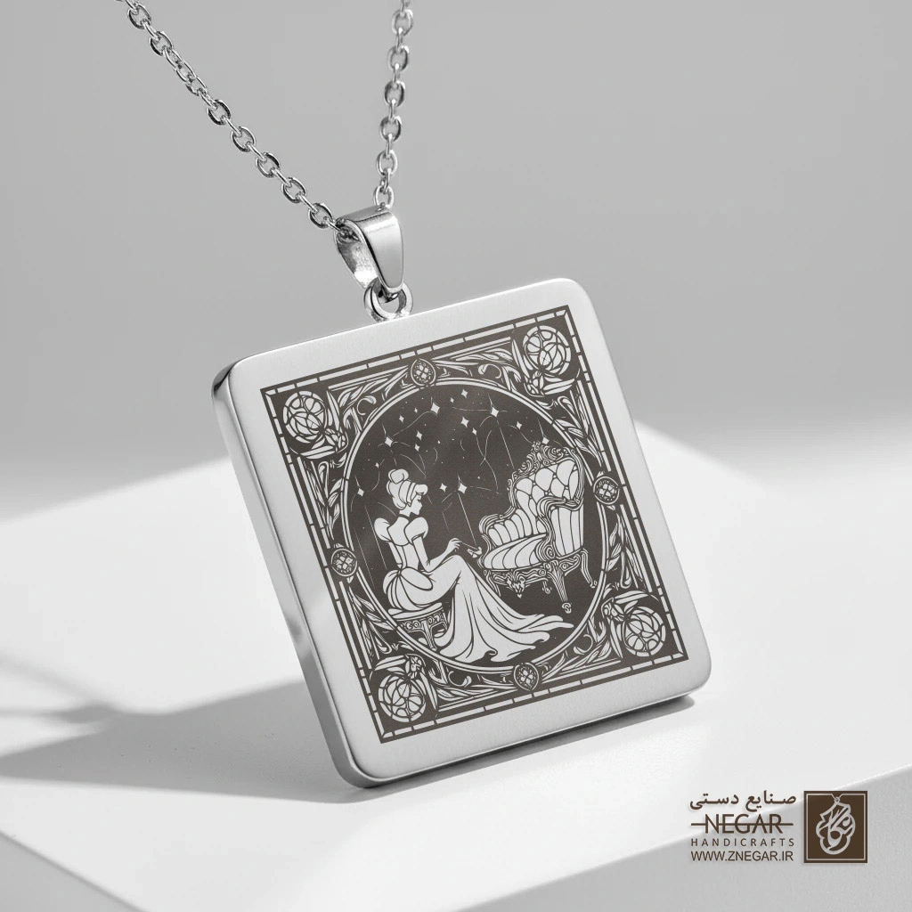 گردنبند طرح سیندرلا و کدو تنبل (حکاکی لیزری فایبر، مدل قاب مربع) کد 500695