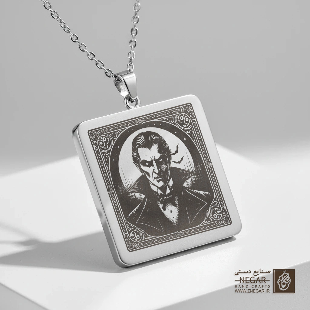 گردنبند طرح دراکولا (Vampire) (حکاکی لیزری فایبر، مدل قاب مربع) کد 501020