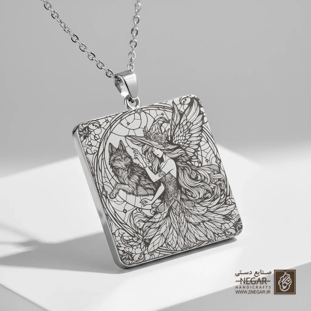 گردنبند طرح پری و محافظ گرگ (حکاکی لیزری فایبر، مدل قاب مربع) کد 501129