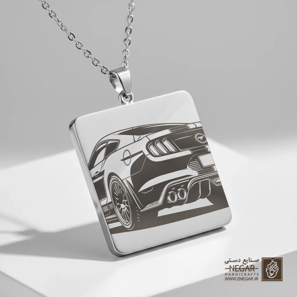 گردنبند طرح فورد موستانگ (Mustang) (حکاکی لیزری فایبر، مدل قاب مربع) کد 501288