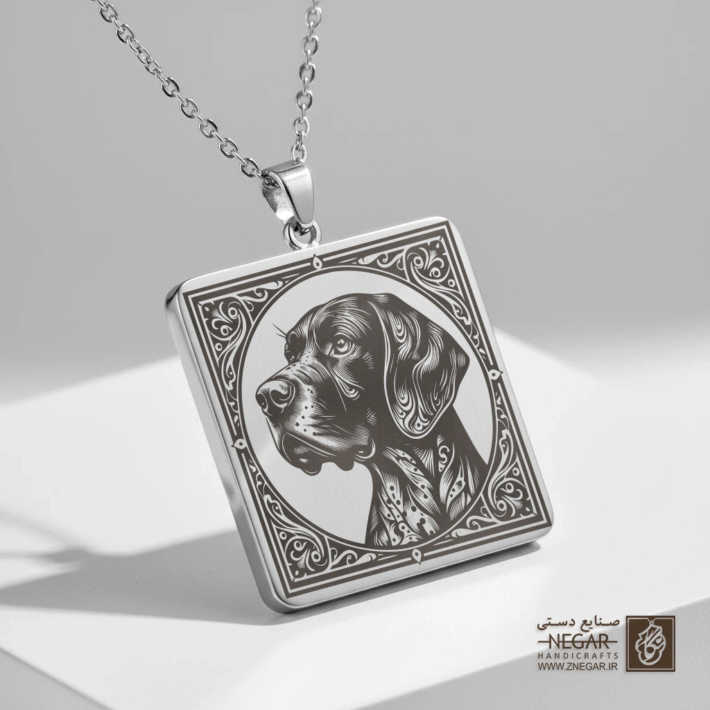 گردنبند طرح پرتره سگ پوینتر در قاب (حکاکی لیزری فایبر، مدل قاب مربع) کد 501418