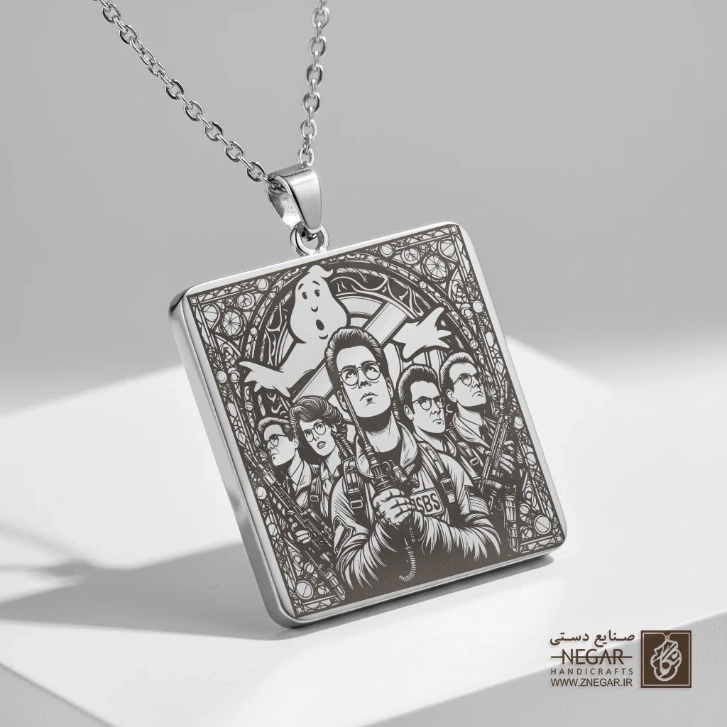 گردنبند طرح تیم شکارچیان روح در قاب (حکاکی لیزری فایبر، مدل قاب مربع) کد 501430