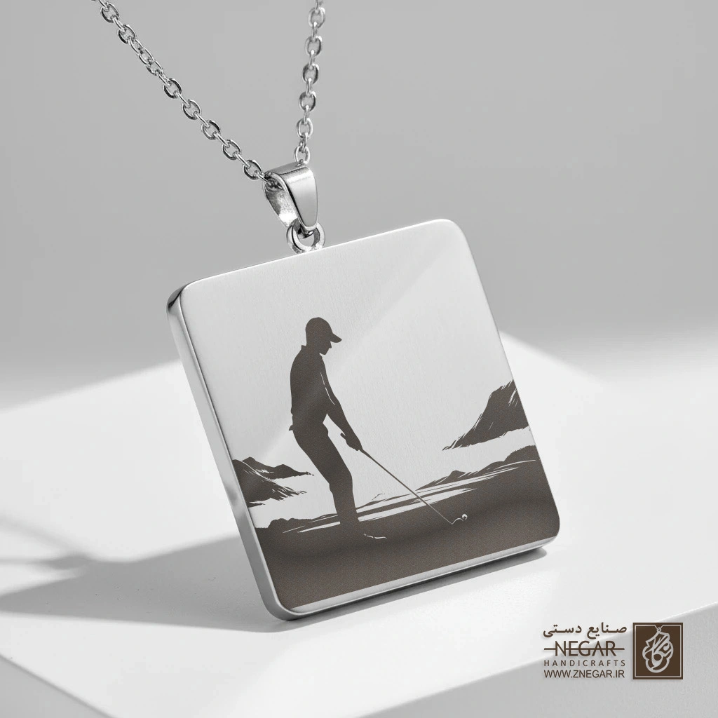 گردنبند طرح سیلوئت بازیکن گلف (حکاکی لیزری فایبر، مدل قاب مربع) کد 501511