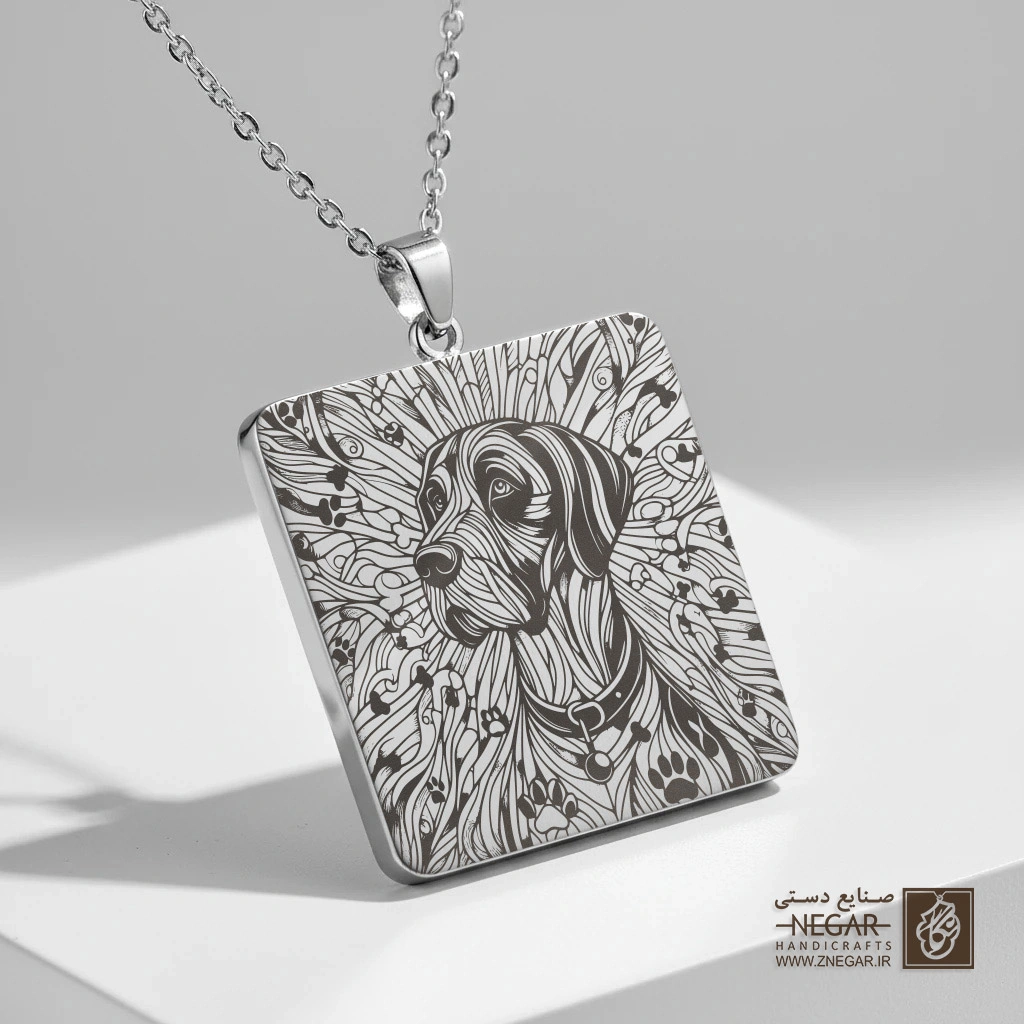 گردنبند طرح گریت دین با نقوش هندسی (حکاکی لیزری فایبر، مدل قاب مربع) کد 501537
