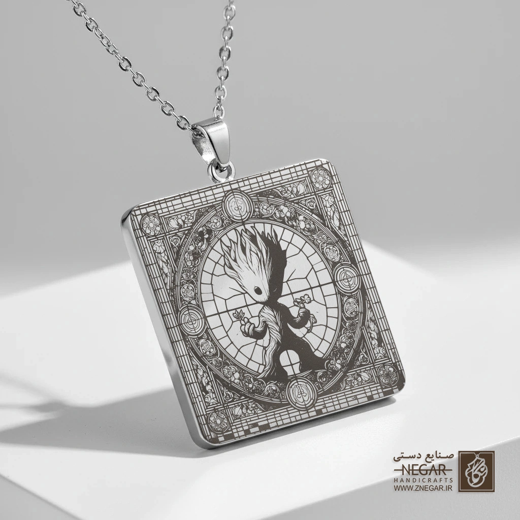 گردنبند طرح گروت و نمادهای فضایی (حکاکی لیزری فایبر، مدل قاب مربع) کد 501567