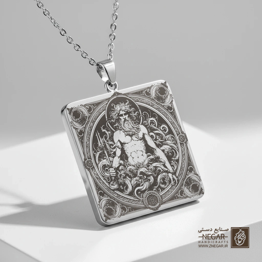 گردنبند طرح هادس در قاب اسلیمی (حکاکی لیزری فایبر، مدل قاب مربع) کد 501586
