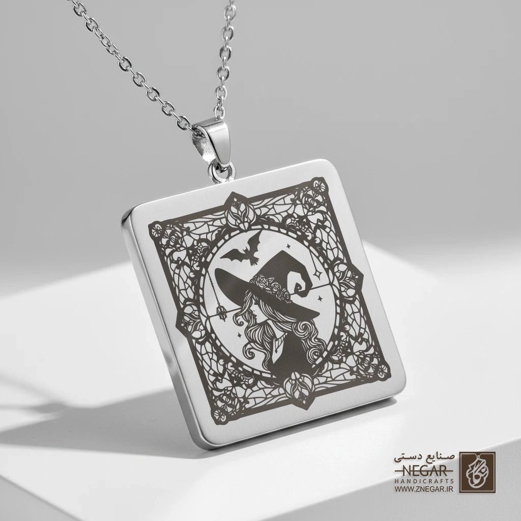 گردنبند طرح جادوگر مدرن (سیلئوت) (حکاکی لیزری فایبر، مدل قاب مربع) کد 501727