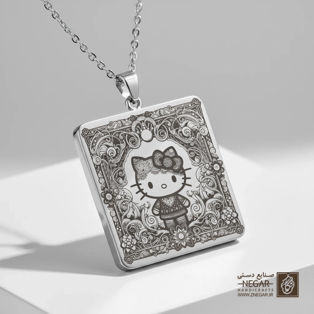 گردنبند طرح هلو کیتی (حکاکی لیزری فایبر، مدل قاب مربع) کد 501831