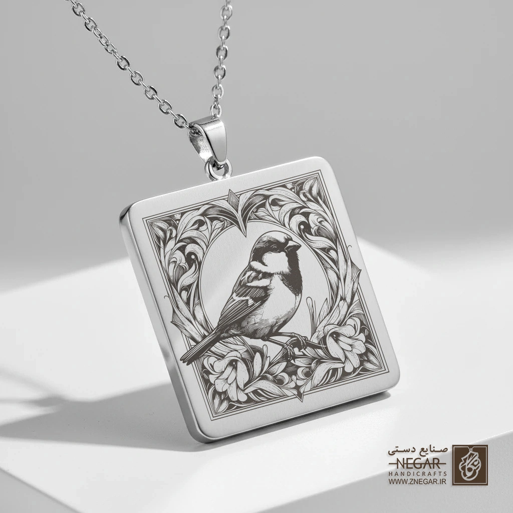 گردنبند طرح گنجشک (House Sparrow) (حکاکی لیزری فایبر، مدل قاب مربع) کد 501887