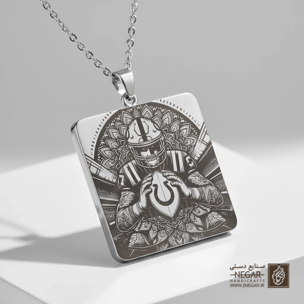 گردنبند طرح بازیکن ایندیاناپولیس کولتز (حکاکی لیزری فایبر، مدل قاب مربع) کد 501940