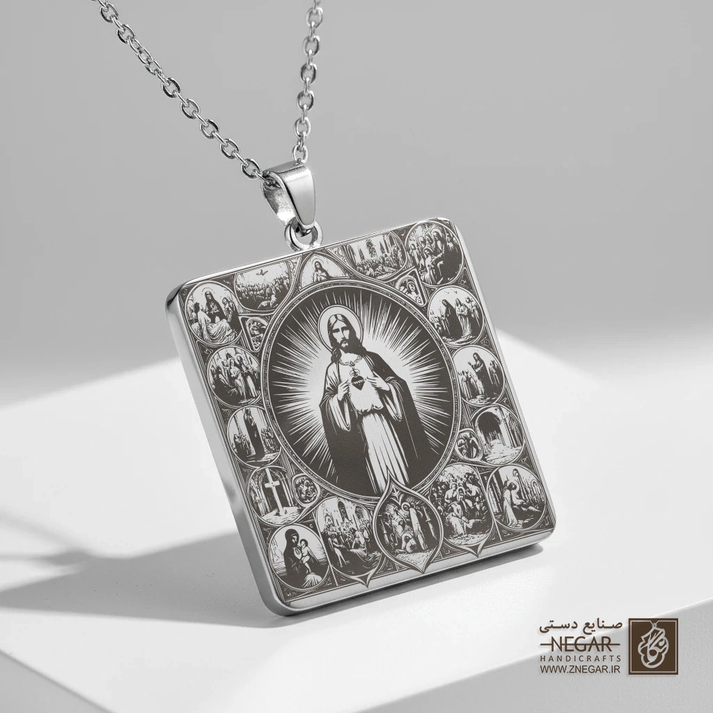 گردنبند طرح عیسی مسیح (حکاکی لیزری فایبر، مدل قاب مربع) کد 502003