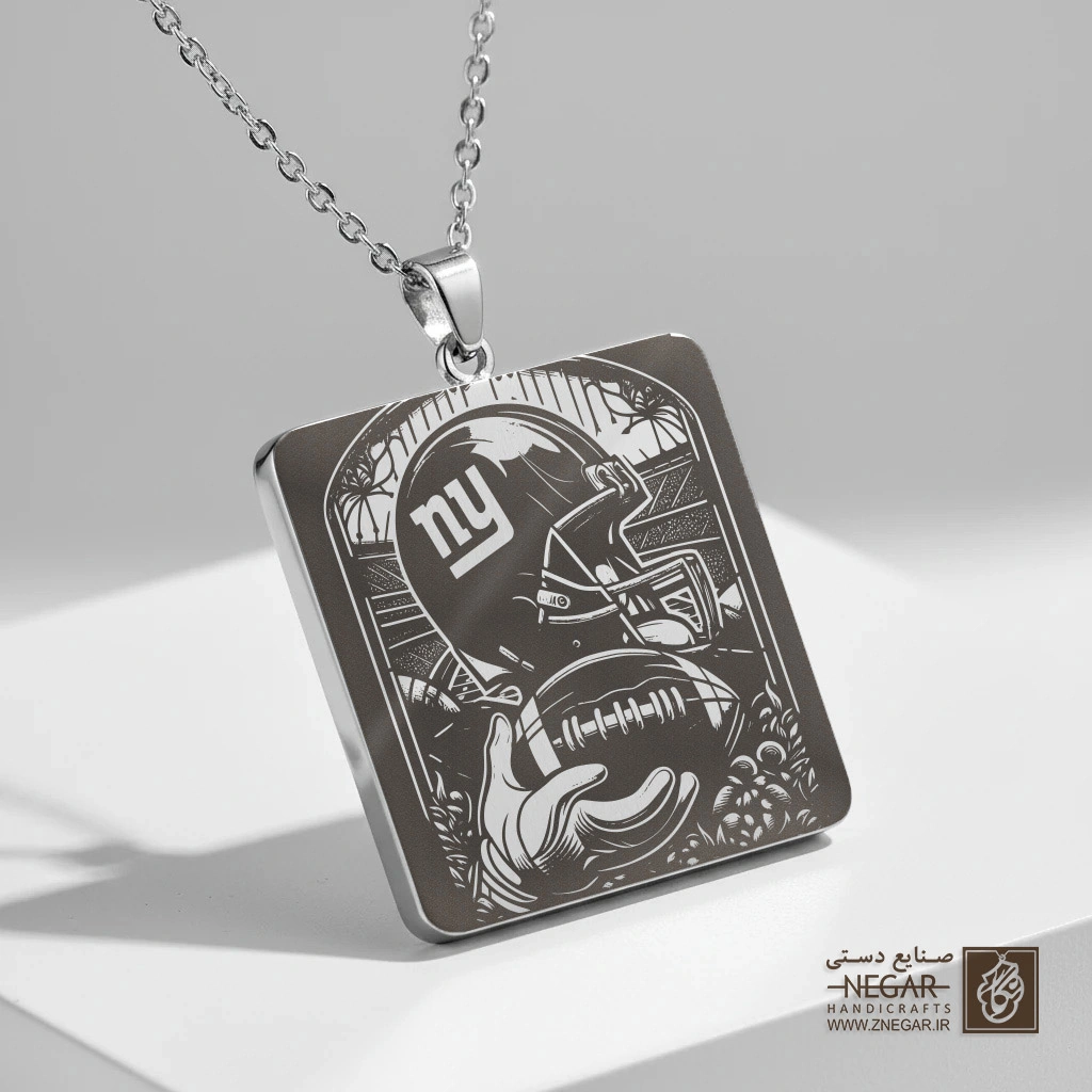 گردنبند طرح کلاه جتس (حکاکی لیزری فایبر، مدل قاب مربع) کد 502450