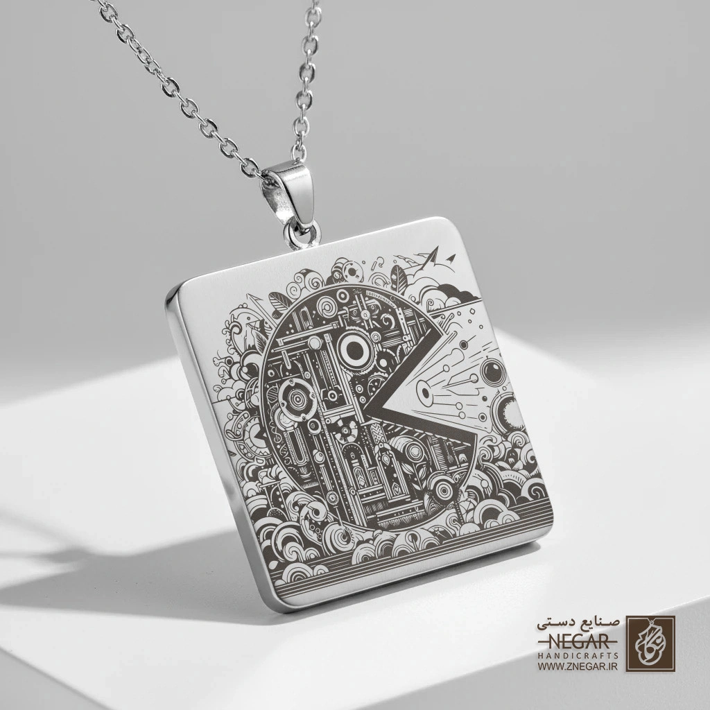 گردنبند طرح پک‌من مکانیکی (حکاکی لیزری فایبر، مدل قاب مربع) کد 502529