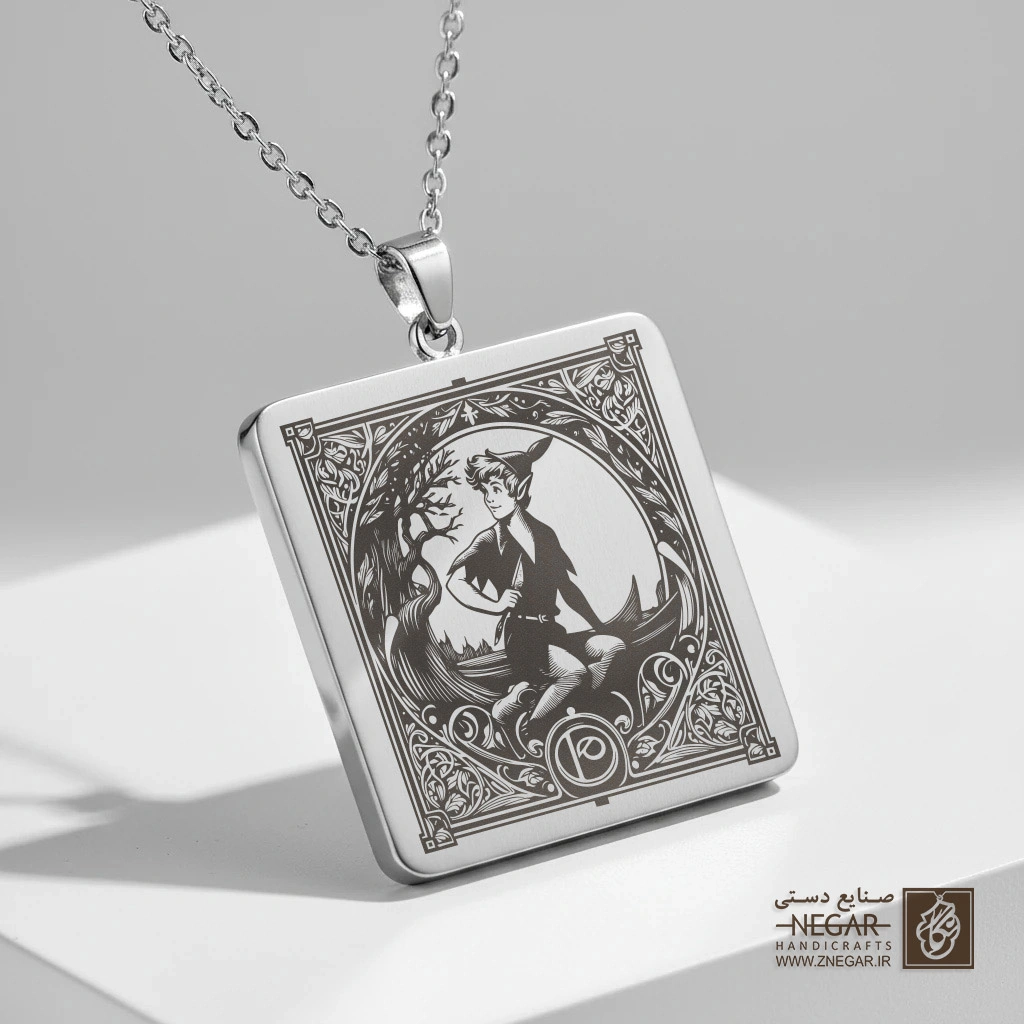 گردنبند طرح پیتر پن - روی شاخه (حکاکی لیزری فایبر، مدل قاب مربع) کد 502603