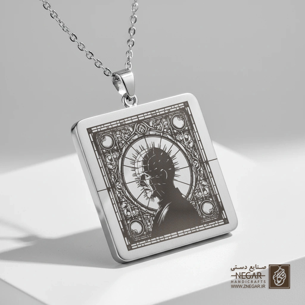 گردنبند طرح پین‌هد در قاب دایره (حکاکی لیزری فایبر، مدل قاب مربع) کد 502637