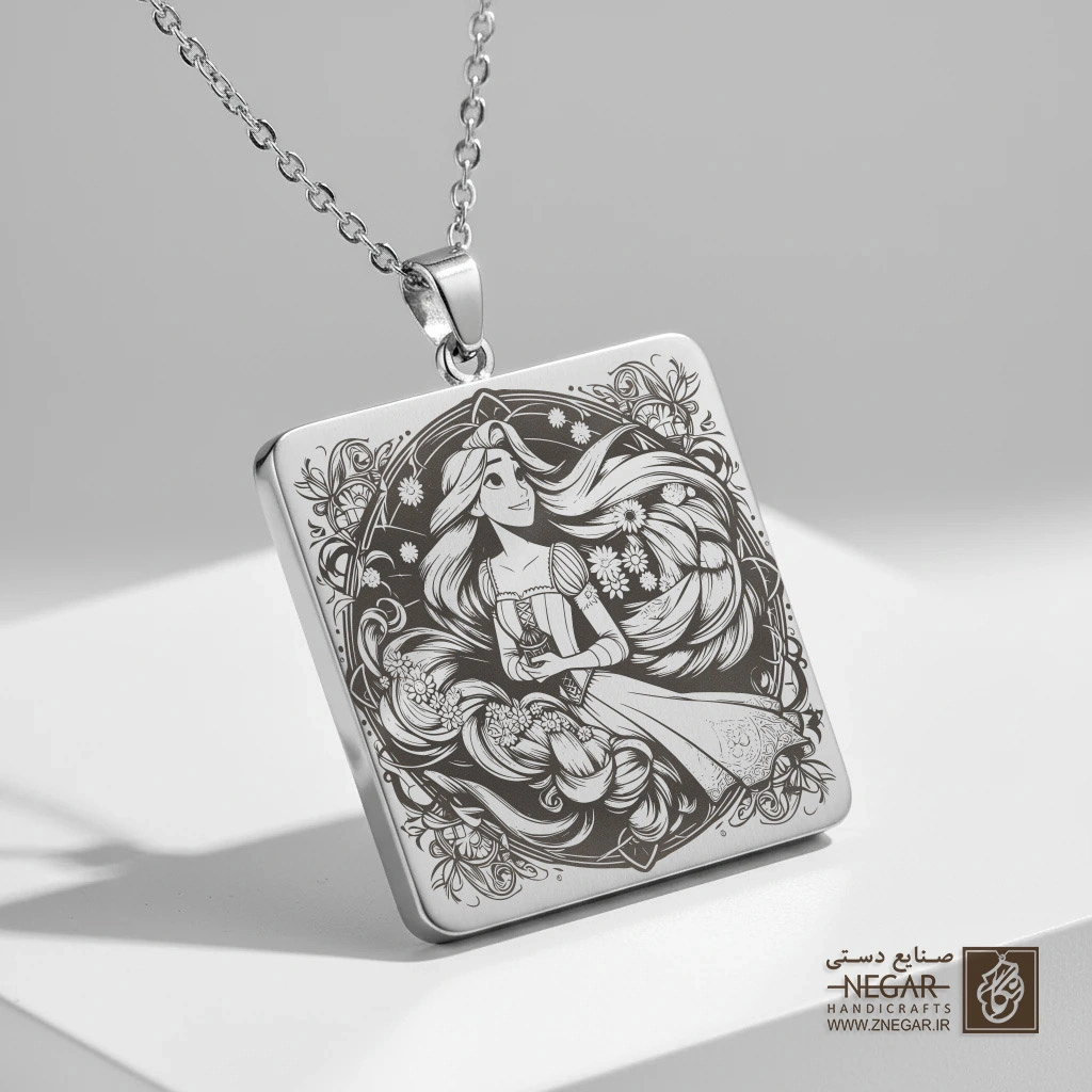 گردنبند طرح راپونزل فانتزی (حکاکی لیزری فایبر، مدل قاب مربع) کد 502786