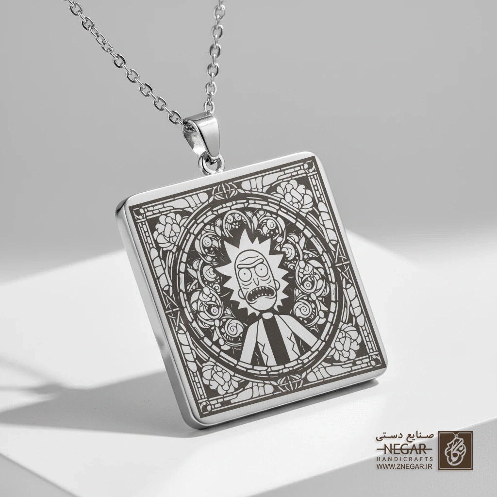 گردنبند طرح ریک - ویترای (حکاکی لیزری فایبر، مدل قاب مربع) کد 502836
