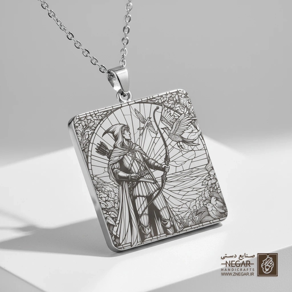 گردنبند طرح رابین هود - کماندار طبیعت (حکاکی لیزری فایبر، مدل قاب مربع) کد 502840