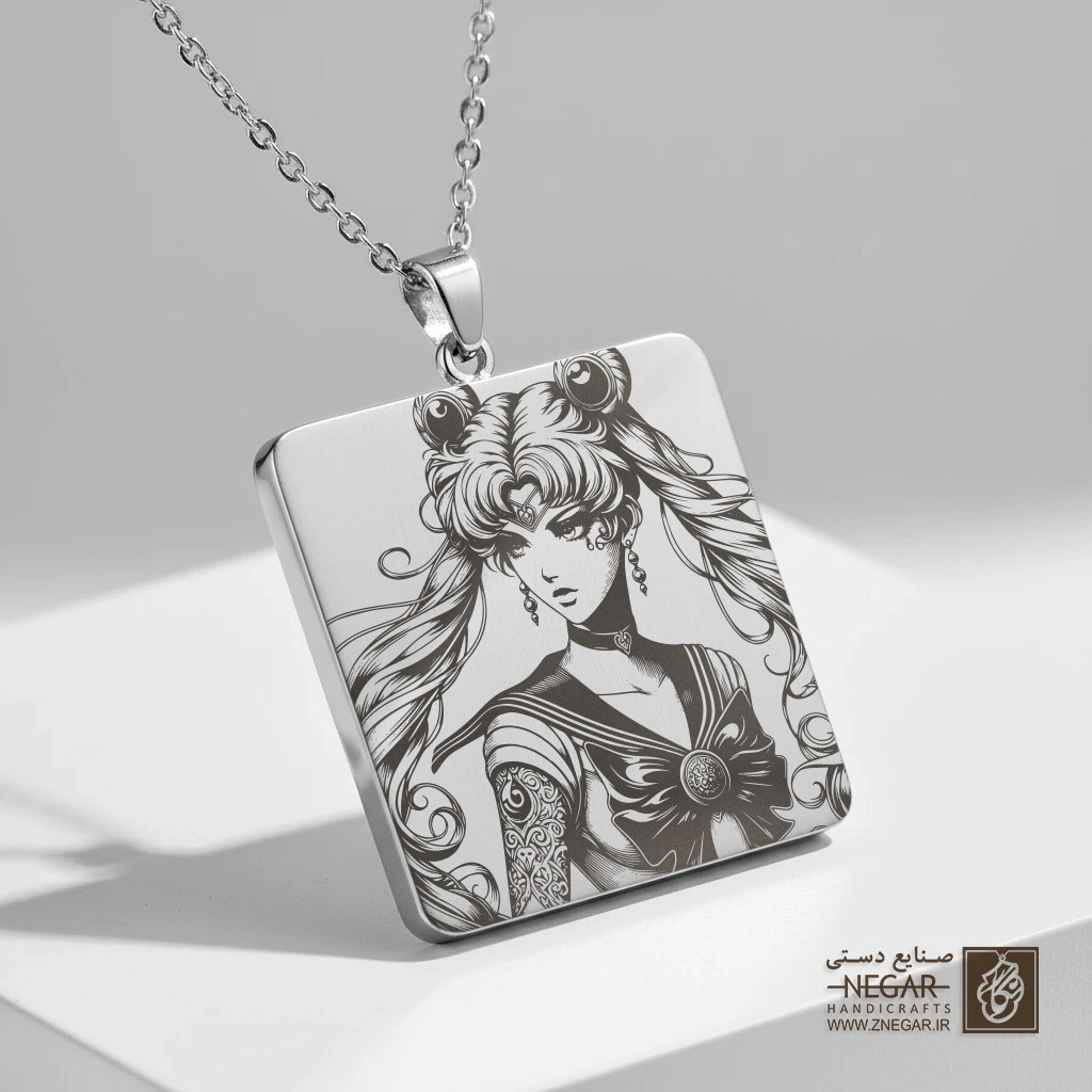 گردنبند طرح سیلور مون - استایل شیک (حکاکی لیزری فایبر، مدل قاب مربع) کد 502905