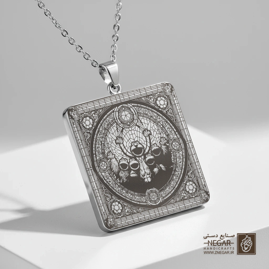 گردنبند طرح سسمی استریت - ماندالا (حکاکی لیزری فایبر، مدل قاب مربع) کد 502969