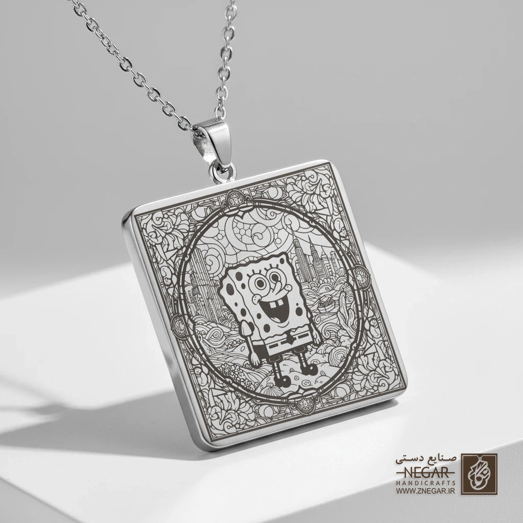 گردنبند طرح باب اسفنجی و آسمان ابری (حکاکی لیزری فایبر، مدل قاب مربع) کد 503254