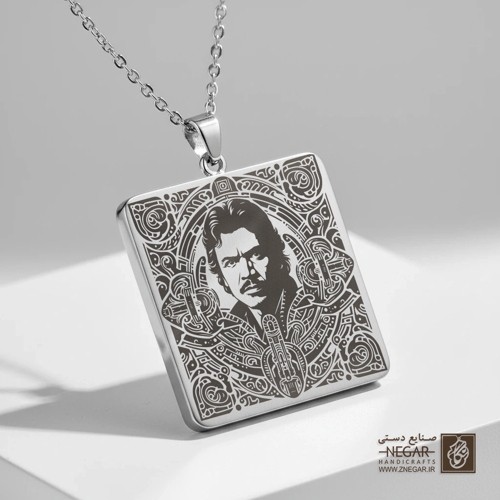 گردنبند طرح پرتره لاندو کالریسیان (Lando) (حکاکی لیزری فایبر، مدل قاب مربع) کد 503286