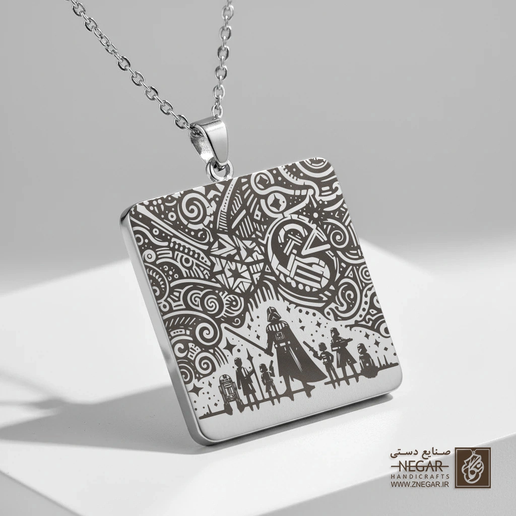 گردنبند طرح دارث ویدر و ارتش امپراتوری (حکاکی لیزری فایبر، مدل قاب مربع) کد 503319