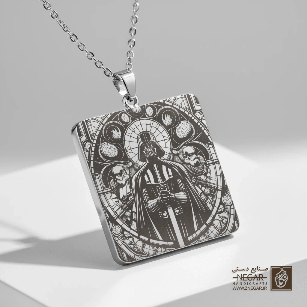 گردنبند طرح دارث ویدر (Darth Vader) کلاسیک (حکاکی لیزری فایبر، مدل قاب مربع) کد 503343