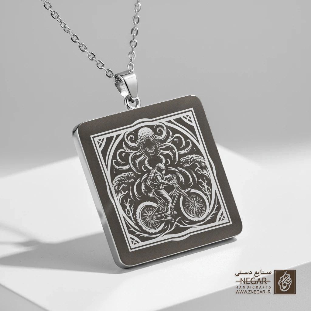 گردنبند طرح نمادین Stranger Things در قاب مربعی (حکاکی لیزری فایبر، مدل قاب مربع) کد 503437