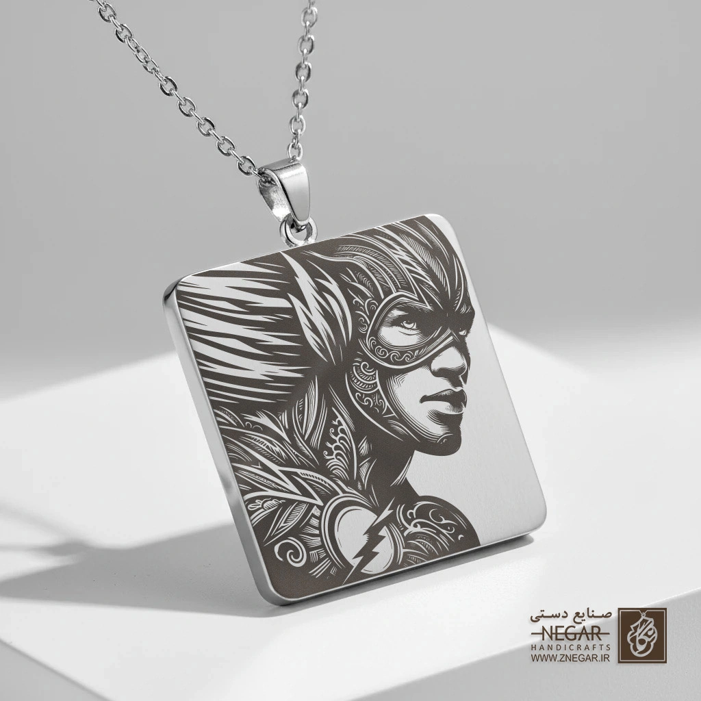 گردنبند طرح چهره مدرن فلش با قاب هنری (حکاکی لیزری فایبر، مدل قاب مربع) کد 503519