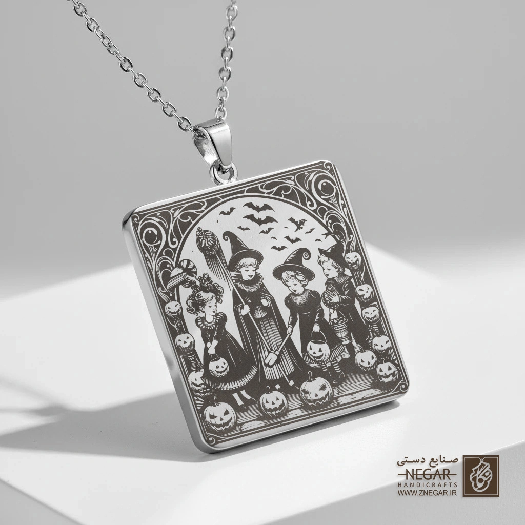 گردنبند طرح هالووین و کودکان در لباس جادوگر (حکاکی لیزری فایبر، مدل قاب مربع) کد 503644