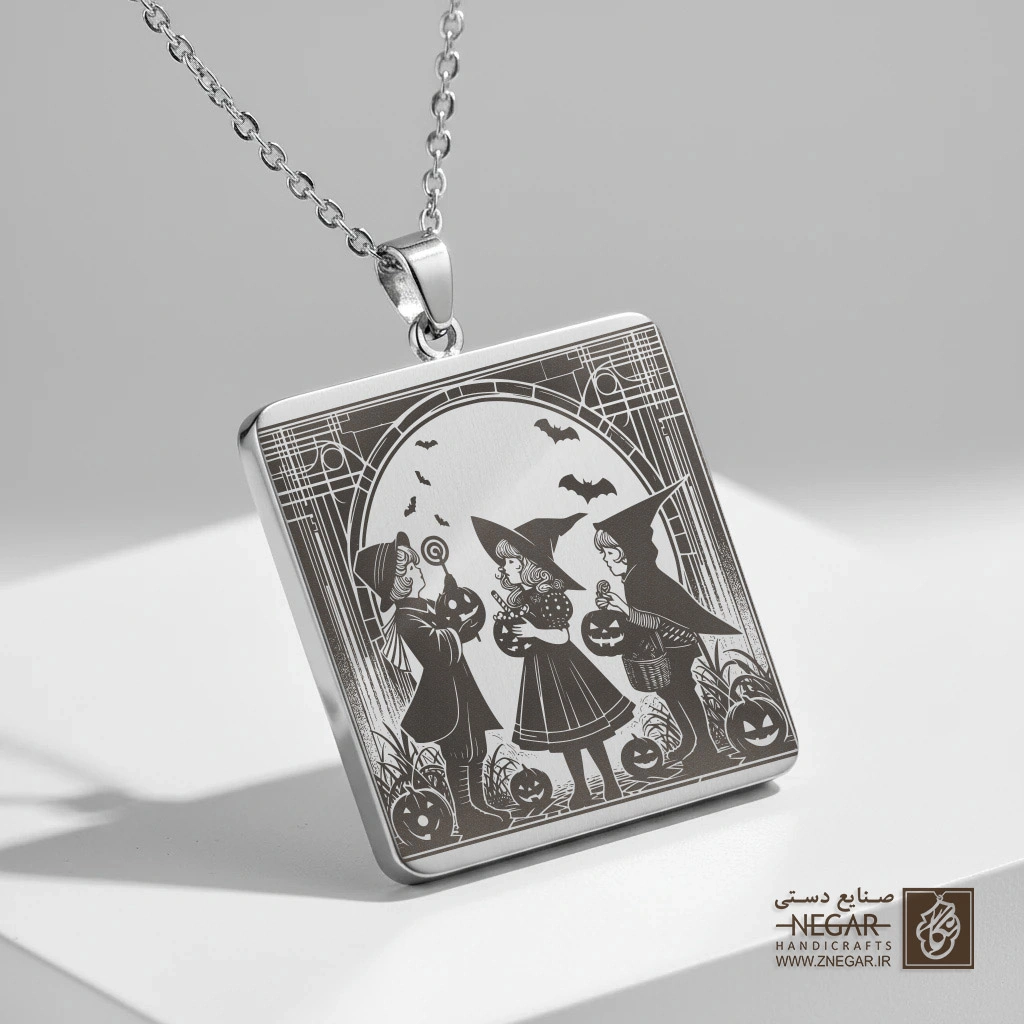 گردنبند طرح جادوگران کوچک در شب هالووین (حکاکی لیزری فایبر، مدل قاب مربع) کد 503645