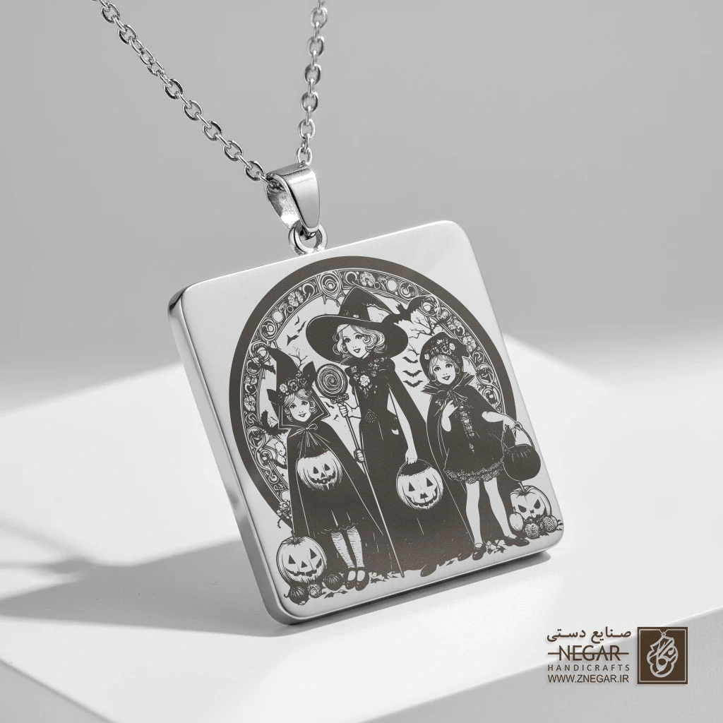 گردنبند طرح گروهی جادوگران هالووین (حکاکی لیزری فایبر، مدل قاب مربع) کد 503647