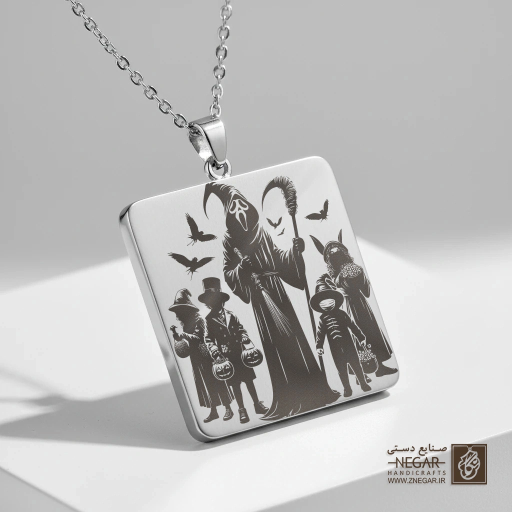 گردنبند طرح دروگر و کودکان در شب هالووین (حکاکی لیزری فایبر، مدل قاب مربع) کد 503648