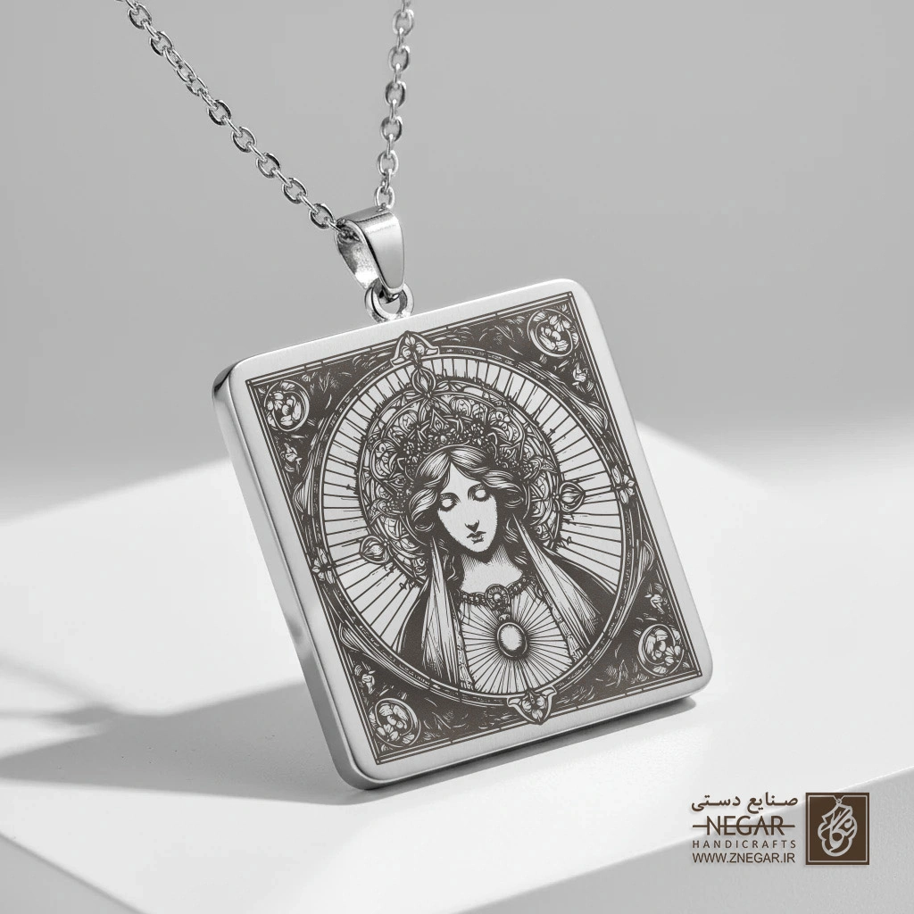 گردنبند طرح مریم مقدس ( هاله نور) (حکاکی لیزری فایبر، مدل قاب مربع) کد 503762