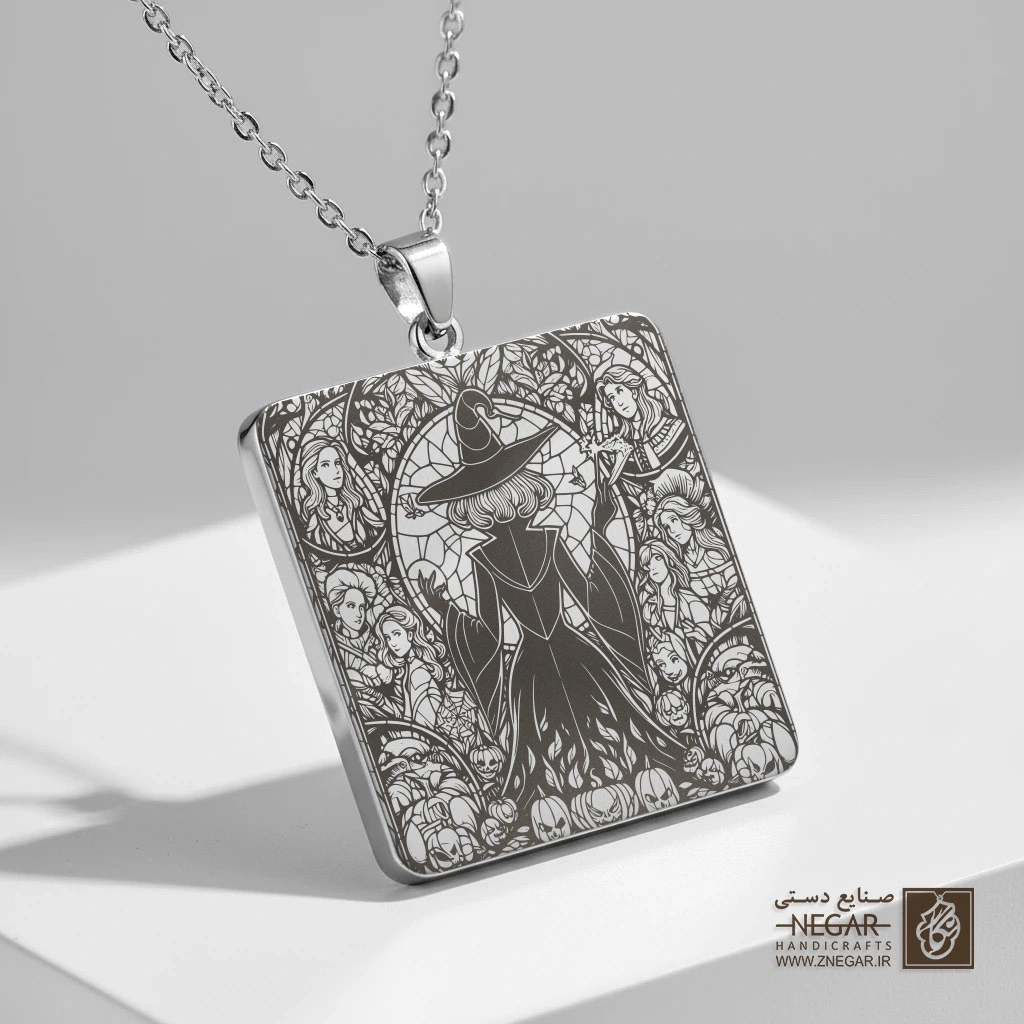 گردنبند طرح جادوگر در جنگل تاریک (حکاکی لیزری فایبر، مدل قاب مربع) کد 503845