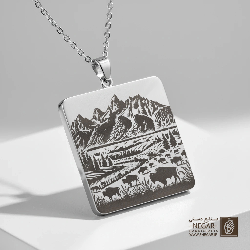 گردنبند طرح گله گاو میش در یلوستون (حکاکی لیزری فایبر، مدل قاب مربع) کد 503933