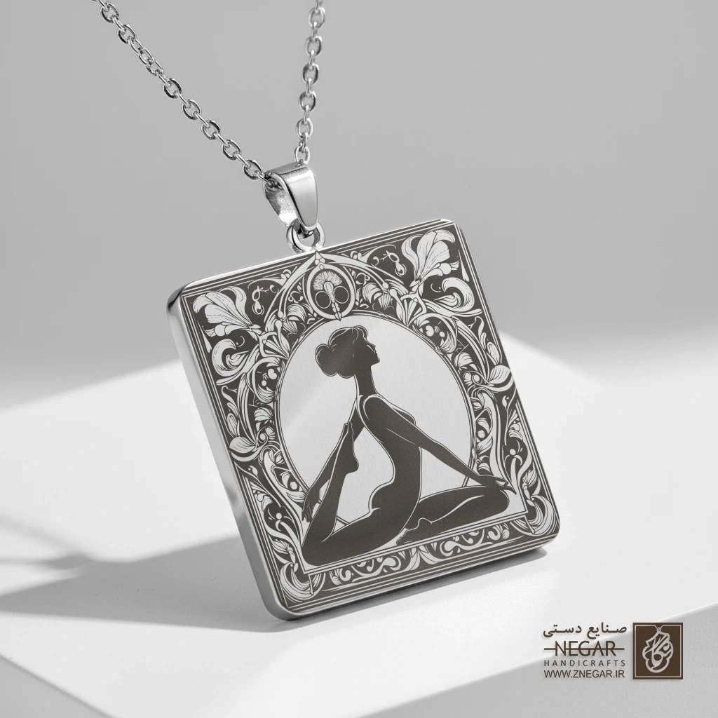 گردنبند طرح یوگا آرامش (Yoga ) (حکاکی لیزری فایبر، مدل قاب مربع) کد 503961