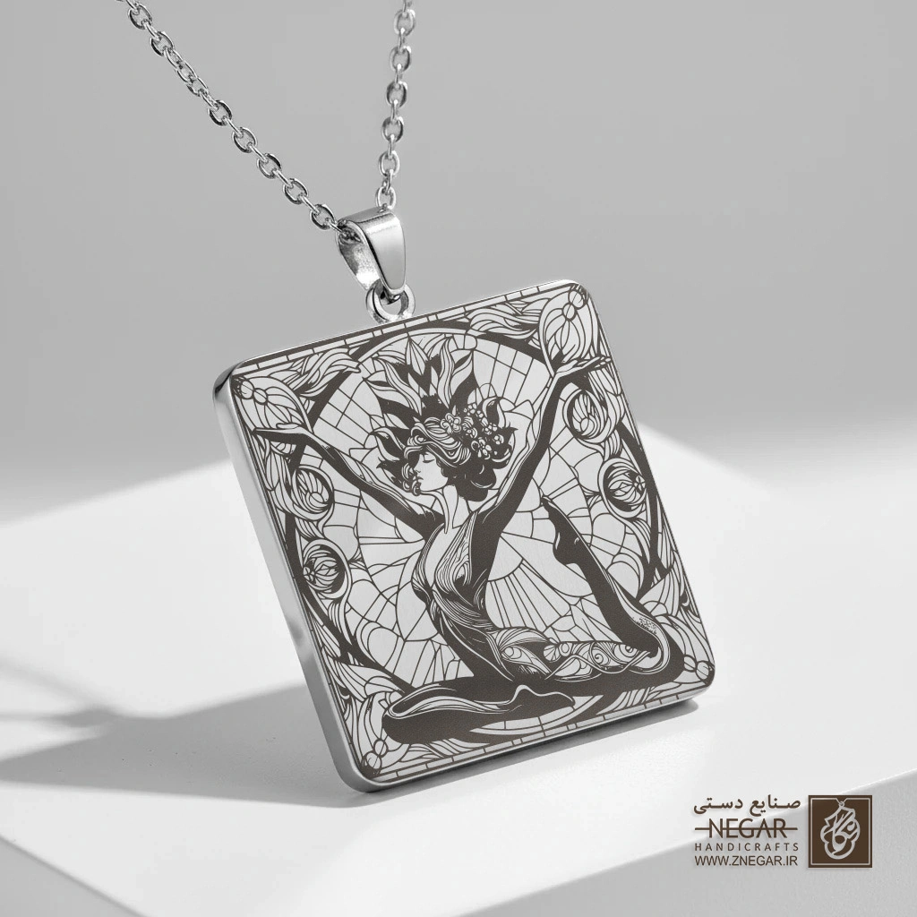 گردنبند طرح یوگا اکشن و انرژی (حکاکی لیزری فایبر، مدل قاب مربع) کد 503965