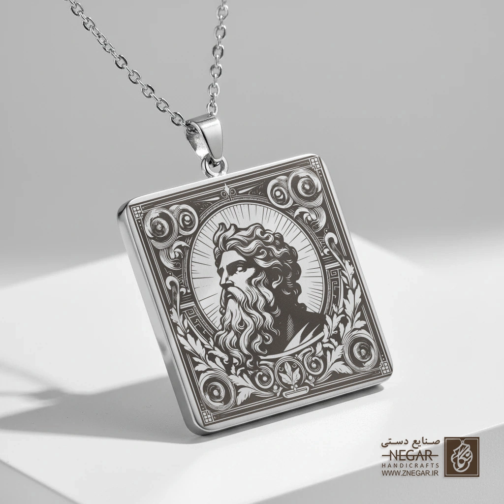 گردنبند طرح زئوس در قاب اسلیمی  (حکاکی لیزری فایبر، مدل قاب مربع) کد 503984