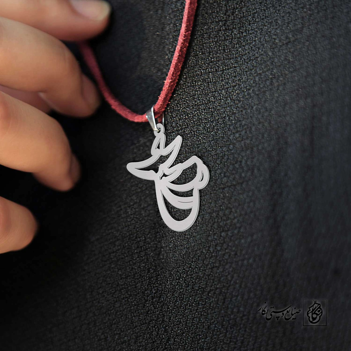 پلاک حرف a کد 3979
