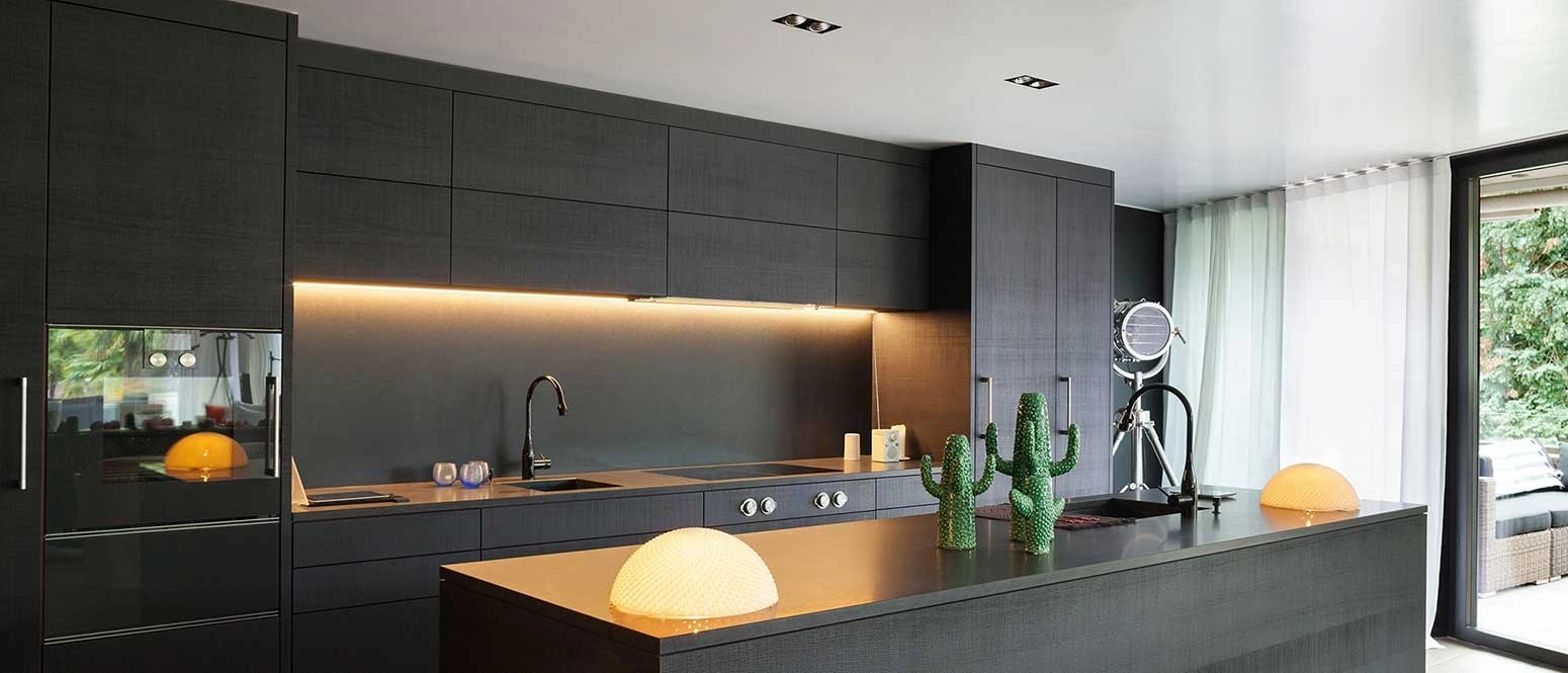چگونه نوار LED زیر کابینت را نصب کنیم؟