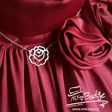 گردنبند زنانه گل رز